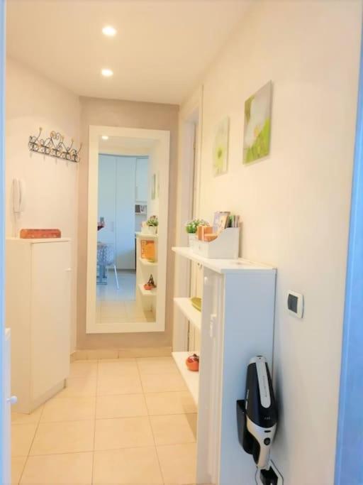Gef House - Studio Apartment Bande Nere Milão Exterior foto